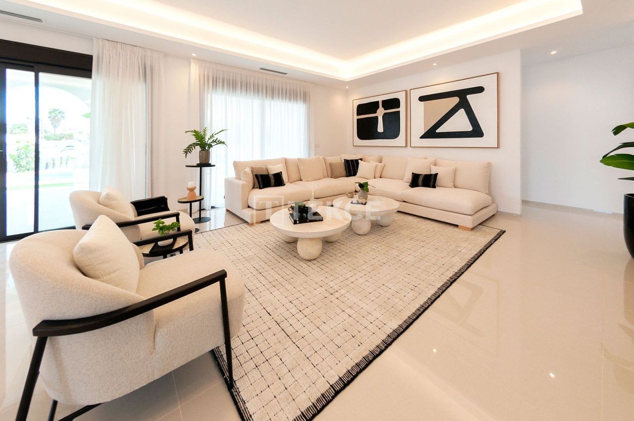 Вилла в Рохалесе, Испания, 168 м² - фото 5