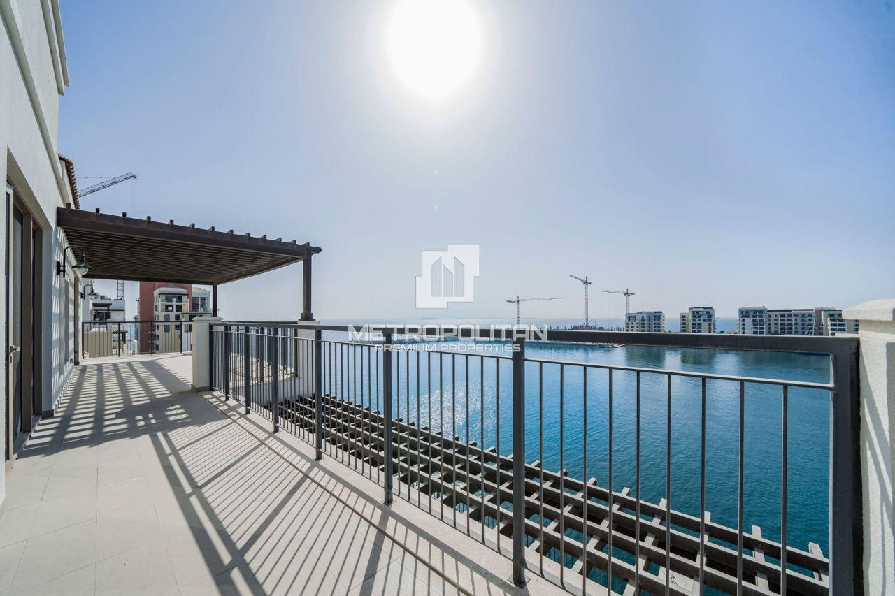 Апартаменты в Дубае, ОАЭ, 261 м² - фото 1