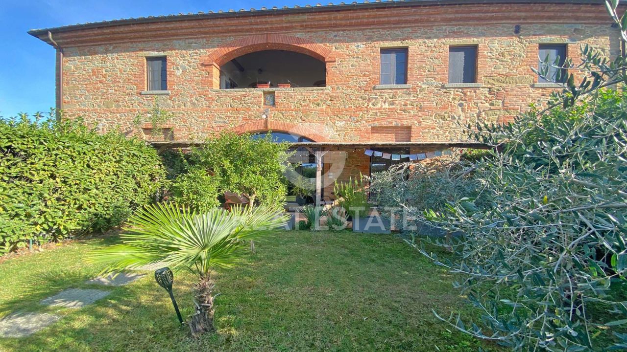 Дом в Кортоне, Италия, 110 м² - фото 7