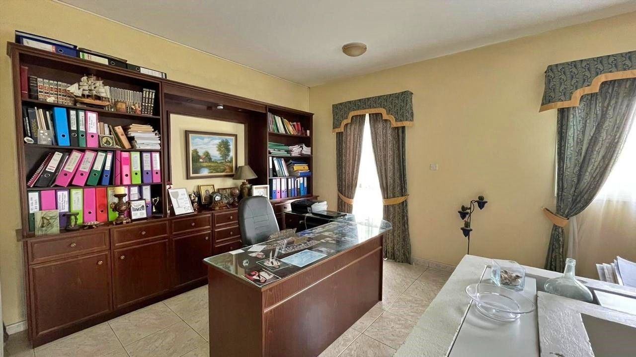 Вилла в Ларнаке, Кипр, 421 м² - фото 10