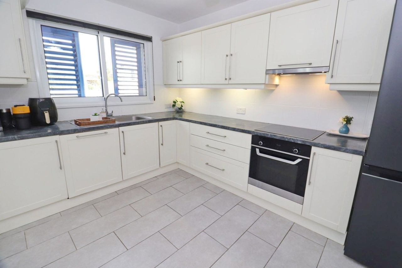 Вилла в Пафосе, Кипр, 84 м² - фото 10