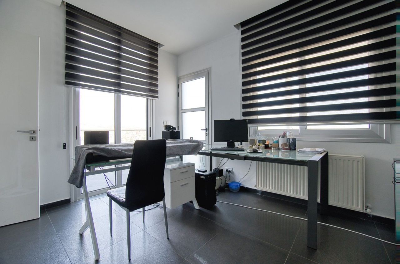 Вилла в Лимасоле, Кипр, 400 м² - фото 10