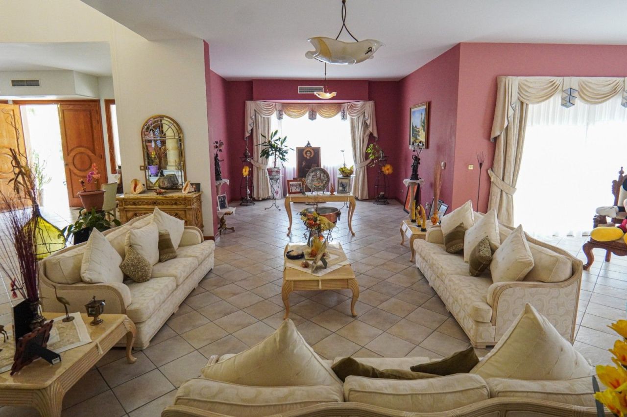 Вилла в Ларнаке, Кипр, 1 628 м² - фото 10