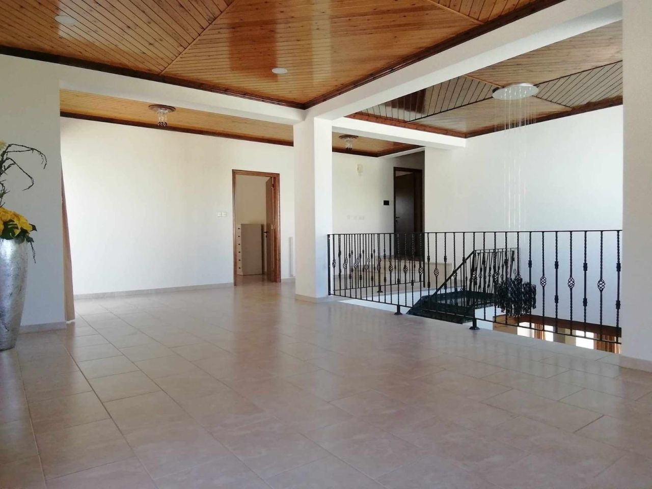 Вилла в Лимасоле, Кипр, 380 м² - фото 11