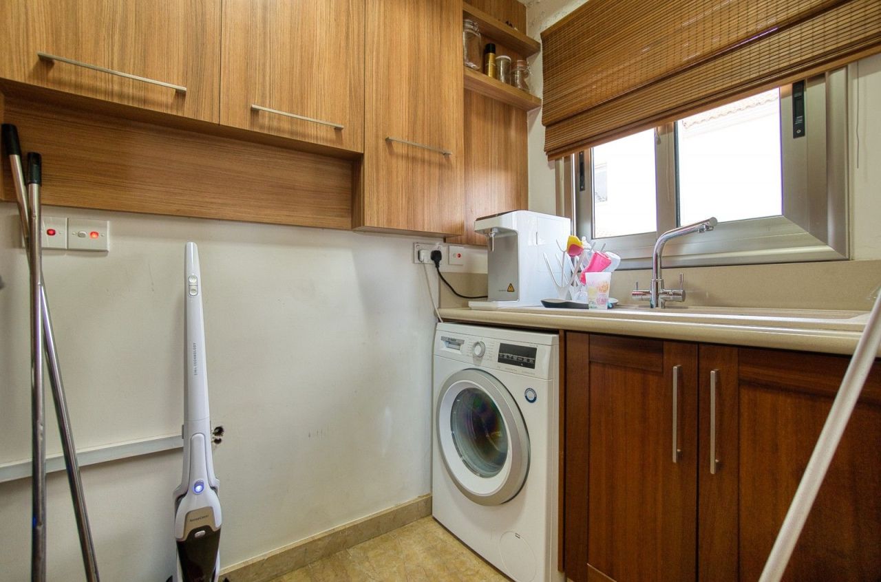 Вилла в Лимасоле, Кипр, 500 м² - фото 11