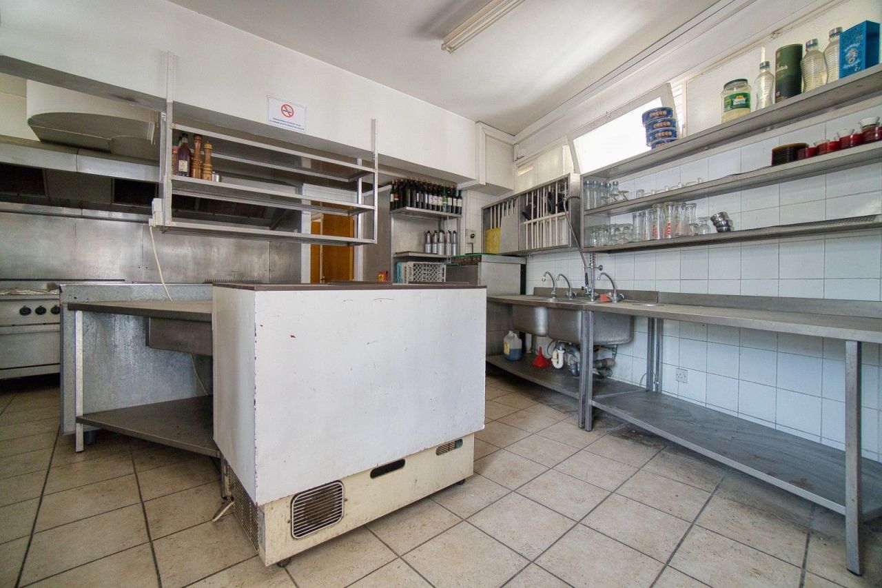 Кафе, ресторан в Пафосе, Кипр, 204 м² - фото 11