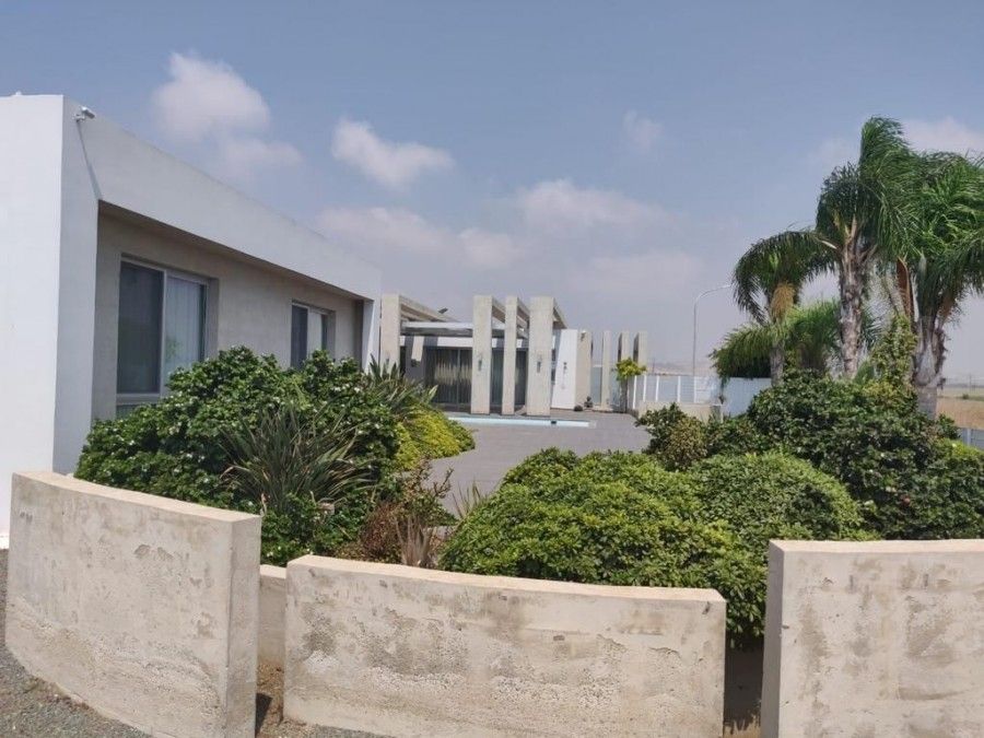 Вилла в Ларнаке, Кипр, 320 м² - фото 11