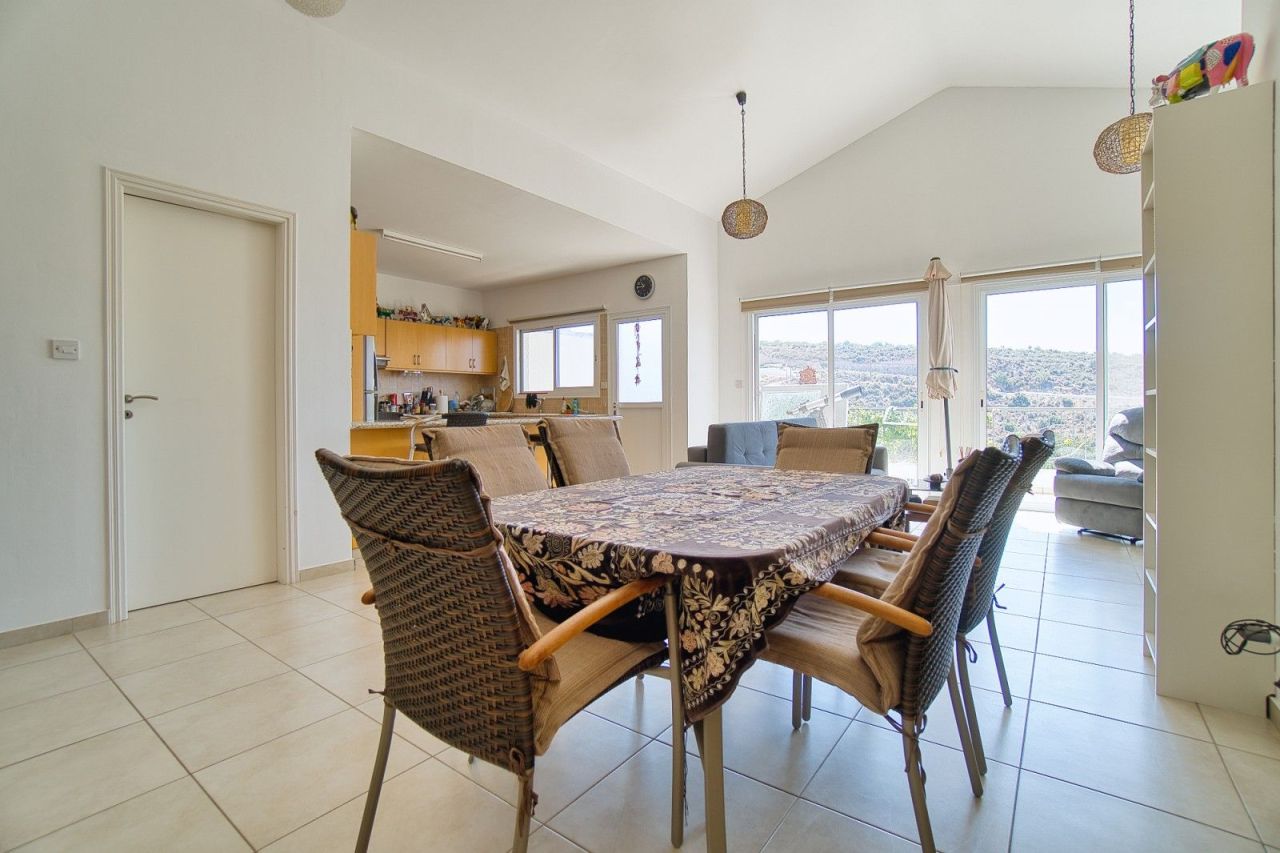 Вилла в Пафосе, Кипр, 145 м² - фото 11