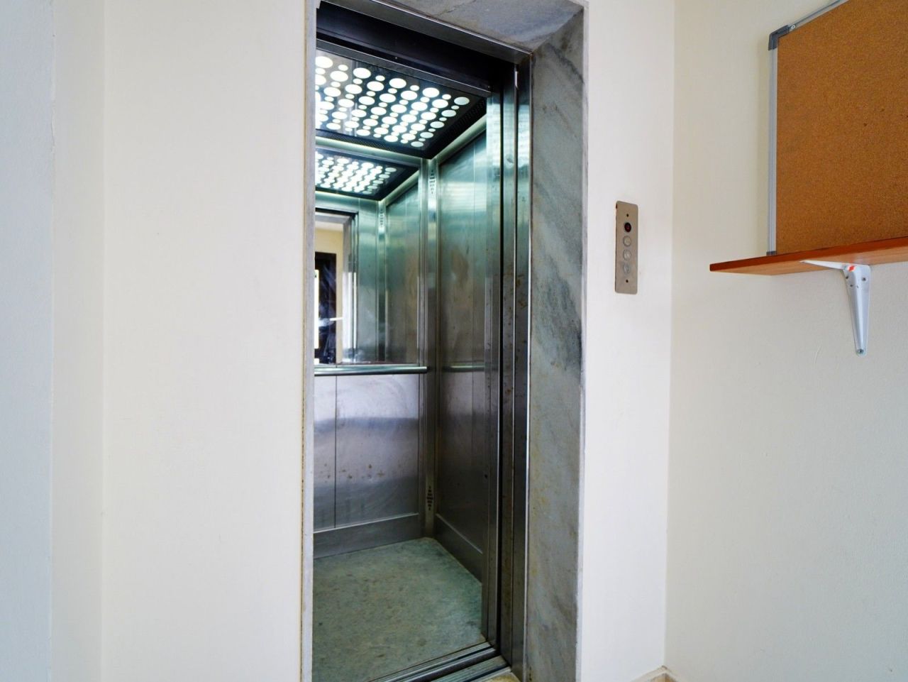 Апартаменты в Ларнаке, Кипр, 50 м² - фото 11