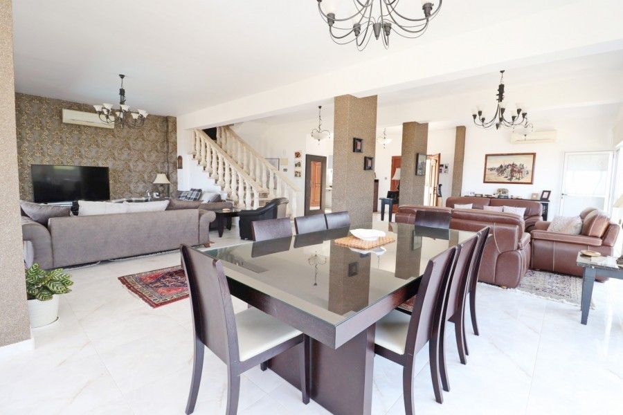 Вилла в Пафосе, Кипр, 350 м² - фото 11