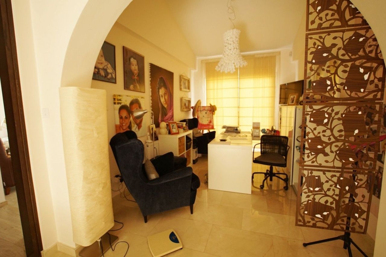 Вилла в Пафосе, Кипр, 350 м² - фото 11