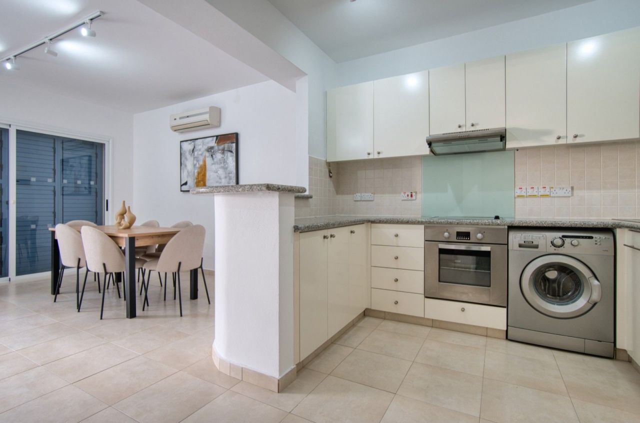 Таунхаус в Пафосе, Кипр, 99 м² - фото 11