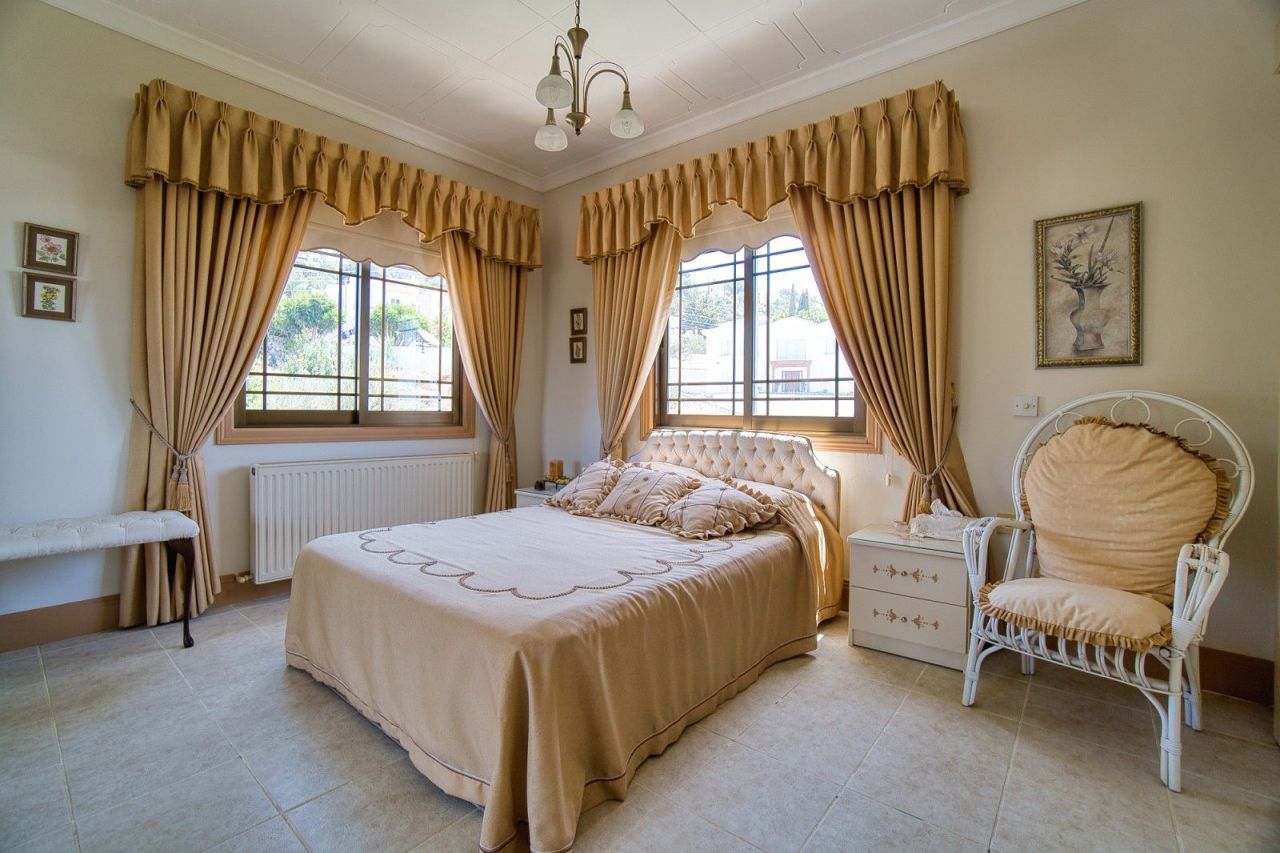 Вилла в Пафосе, Кипр, 500 м² - фото 12