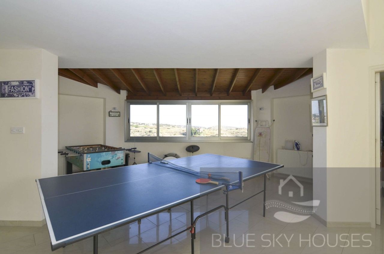 Вилла в Лимасоле, Кипр, 400 м² - фото 12