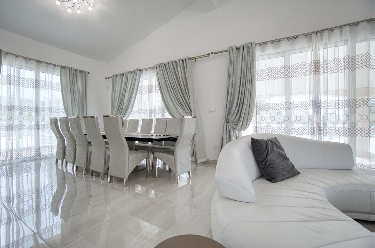 Бунгало в Пафосе, Кипр, 244 м² - фото 12