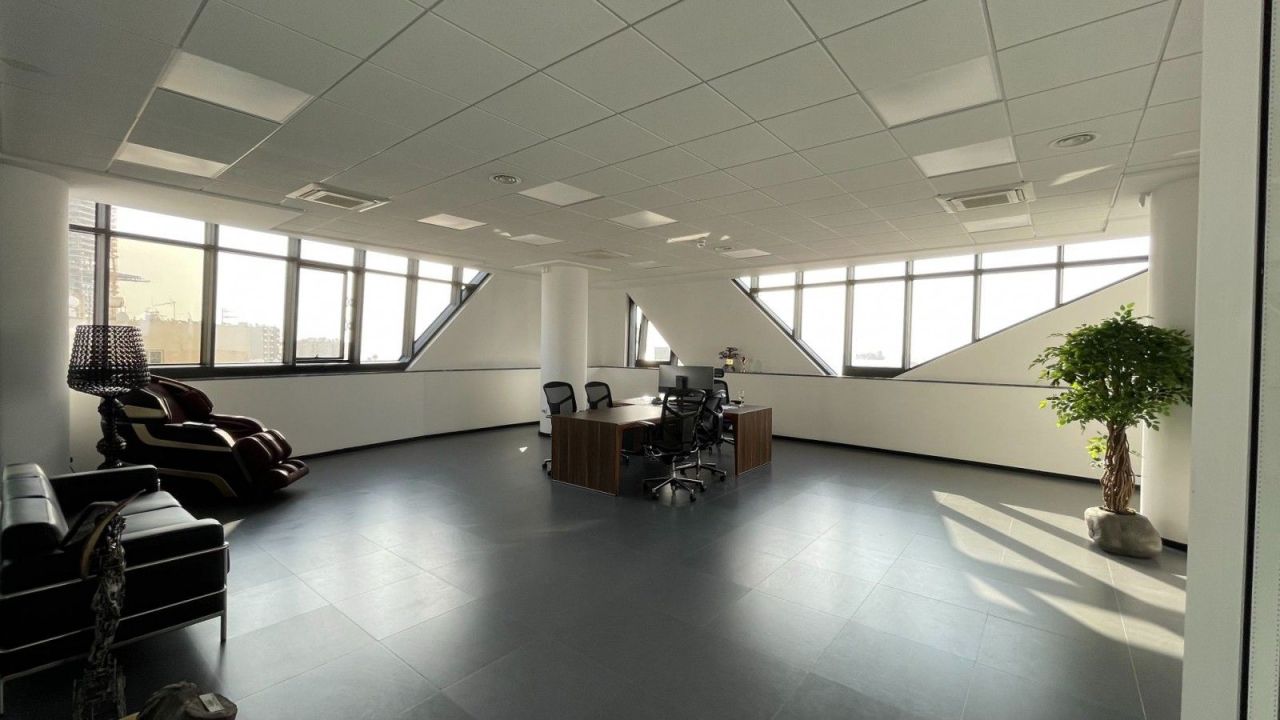 Офис в Лимасоле, Кипр, 1 800 м² - фото 12