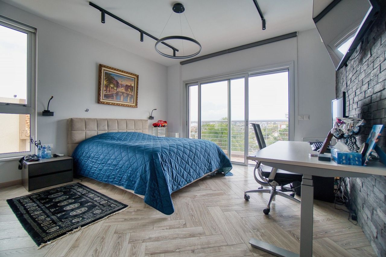 Вилла в Лимасоле, Кипр, 400 м² - фото 12