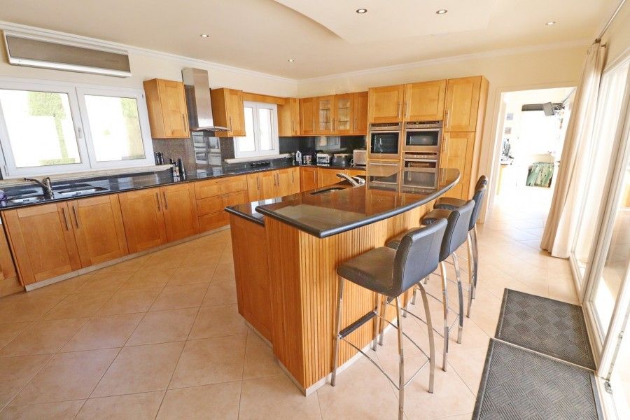 Вилла в Пафосе, Кипр, 345 м² - фото 13