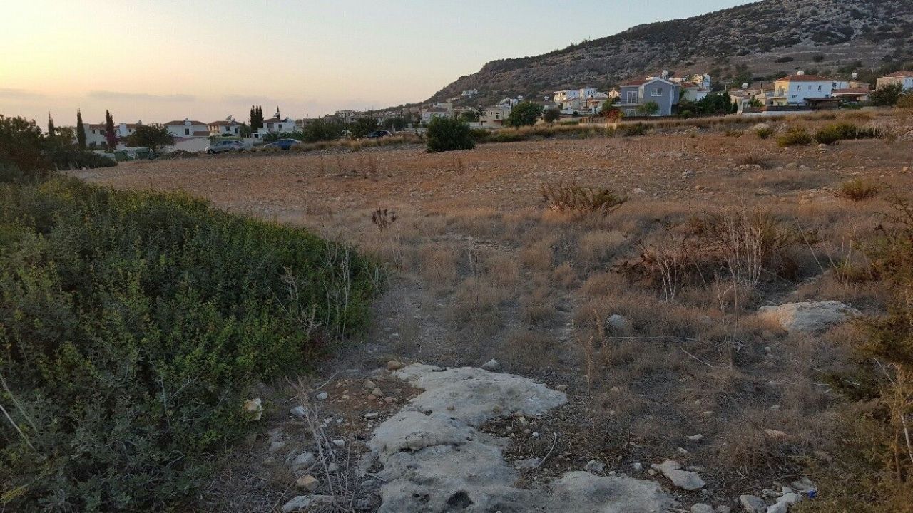 Земля в Пафосе, Кипр, 6 021 м² - фото 13