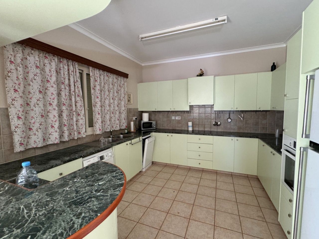 Вилла в Лимасоле, Кипр, 225 м² - фото 13