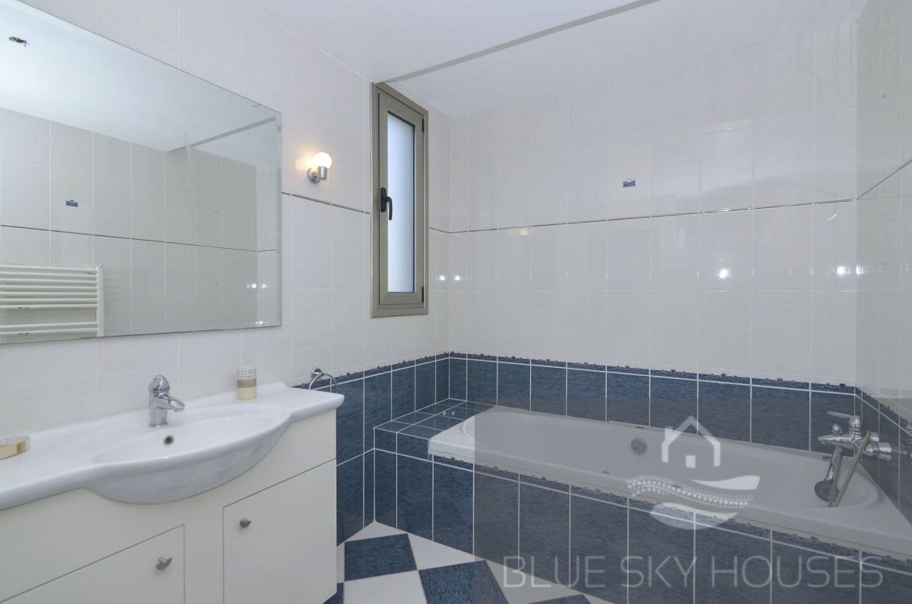 Вилла в Лимасоле, Кипр, 400 м² - фото 13