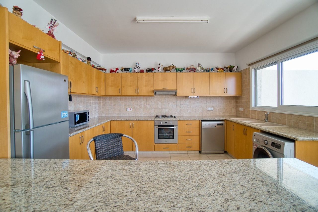 Вилла в Пафосе, Кипр, 145 м² - фото 13