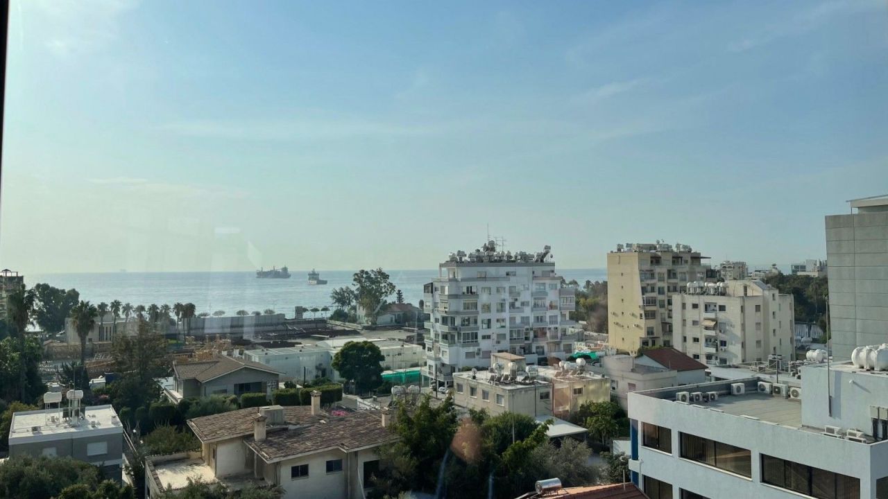 Офис в Лимасоле, Кипр, 1 800 м² - фото 13