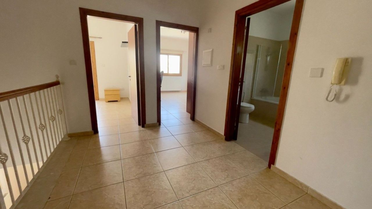 Вилла в Ларнаке, Кипр, 220 м² - фото 13