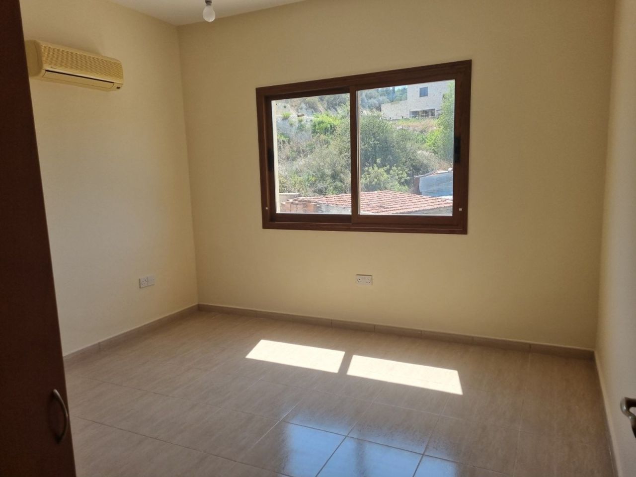 Бунгало в Пафосе, Кипр, 145 м² - фото 13