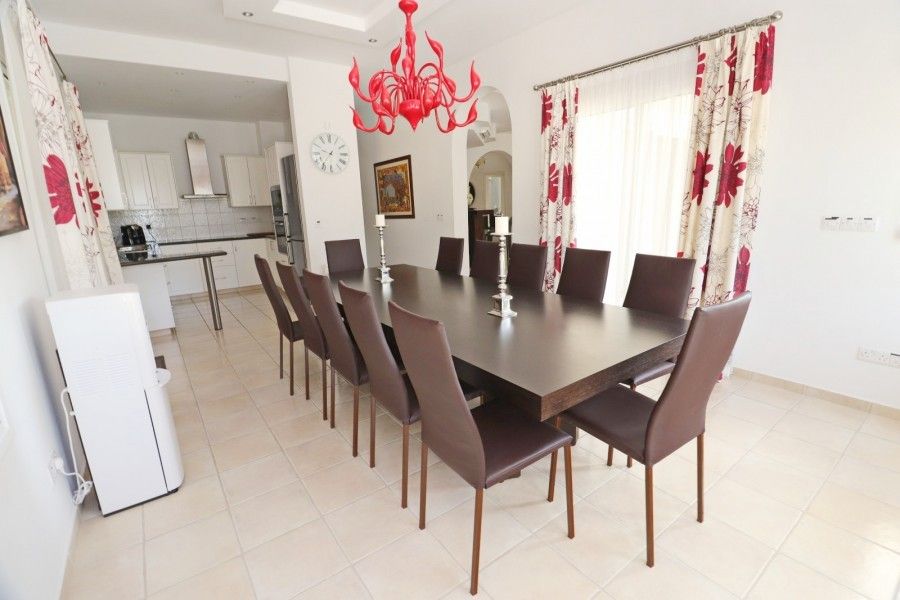 Вилла в Пафосе, Кипр, 353 м² - фото 14