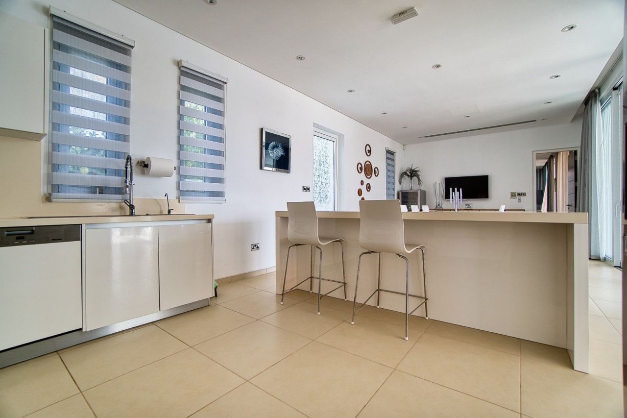 Вилла в Пафосе, Кипр, 360 м² - фото 14