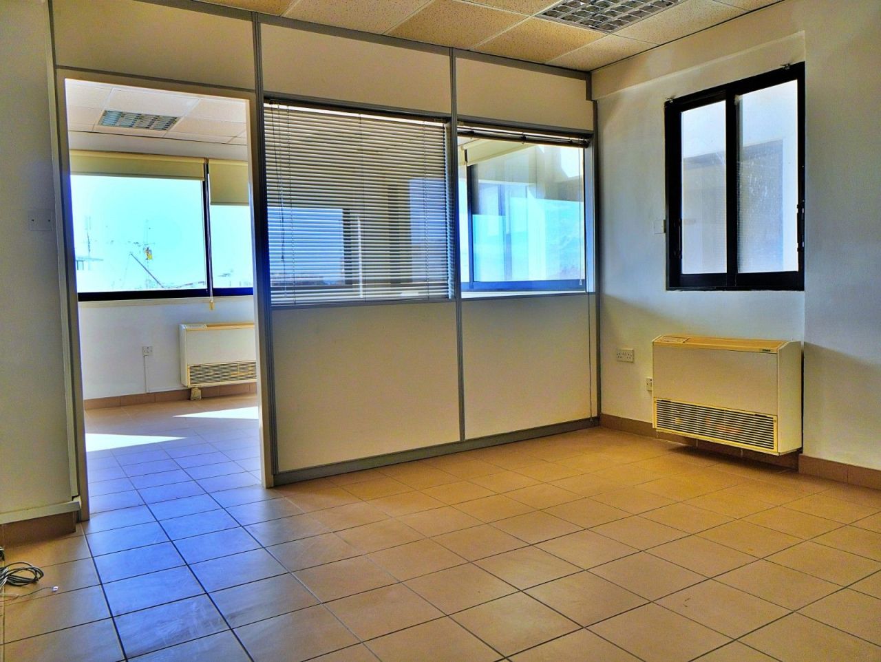 Офис в Ларнаке, Кипр, 92 м² - фото 14