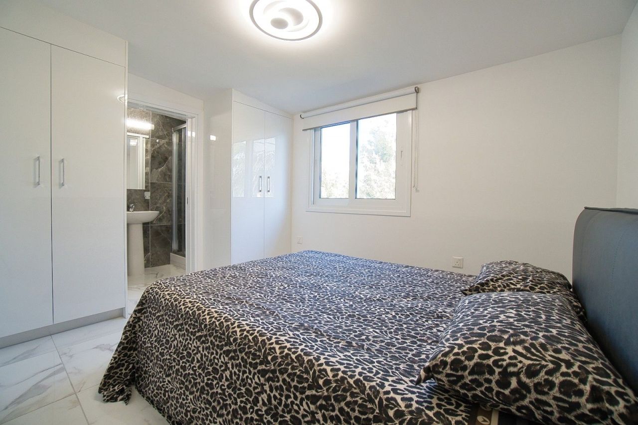 Таунхаус в Лимасоле, Кипр, 160 м² - фото 14