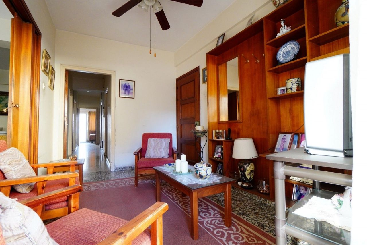 Коммерческая недвижимость в Ларнаке, Кипр, 394 м² - фото 14