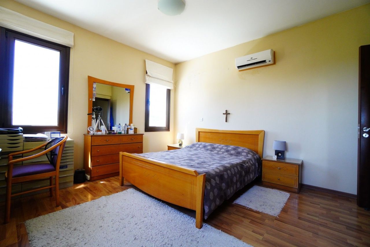 Вилла в Ларнаке, Кипр, 145 м² - фото 14