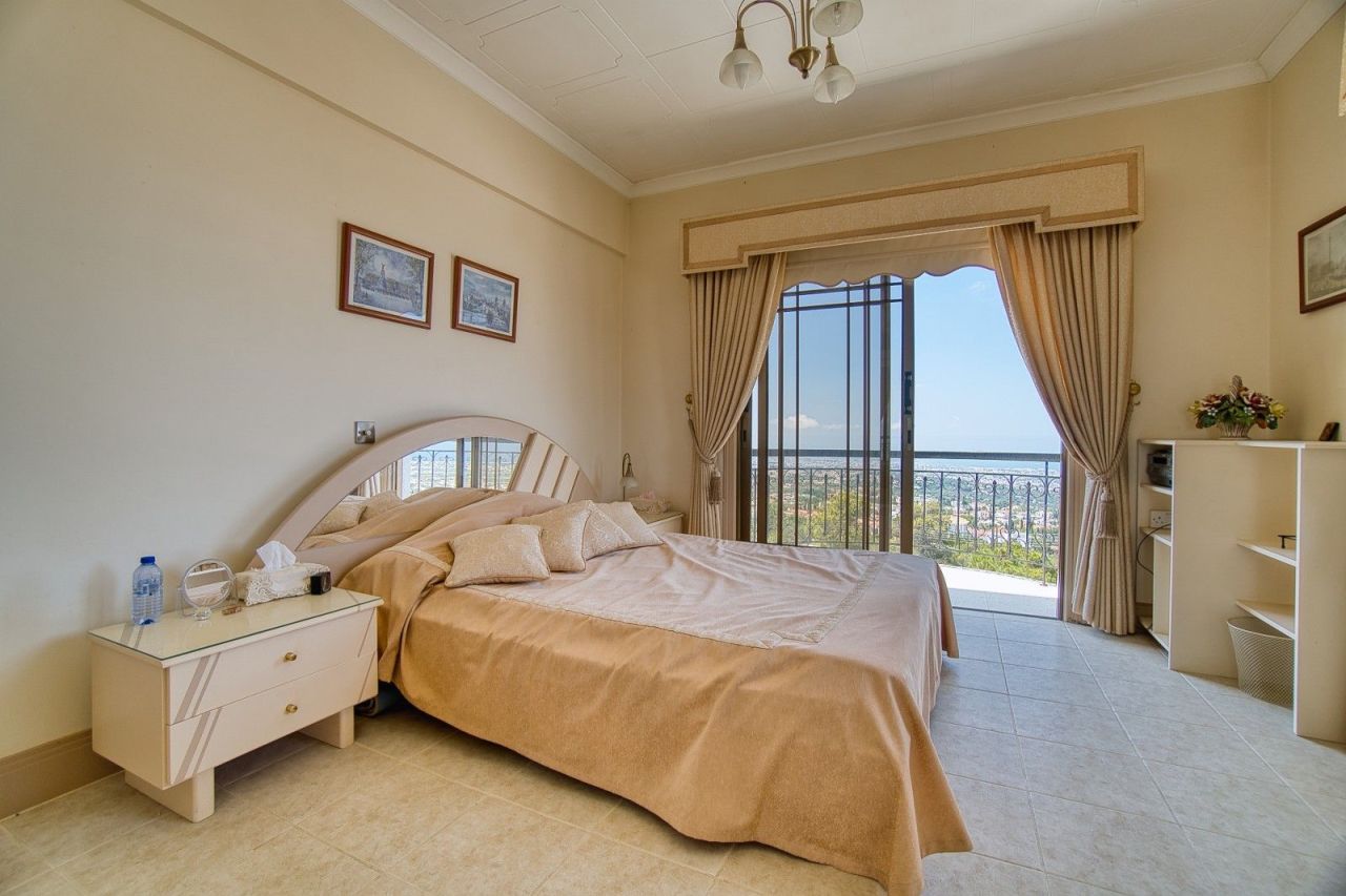 Вилла в Пафосе, Кипр, 500 м² - фото 14