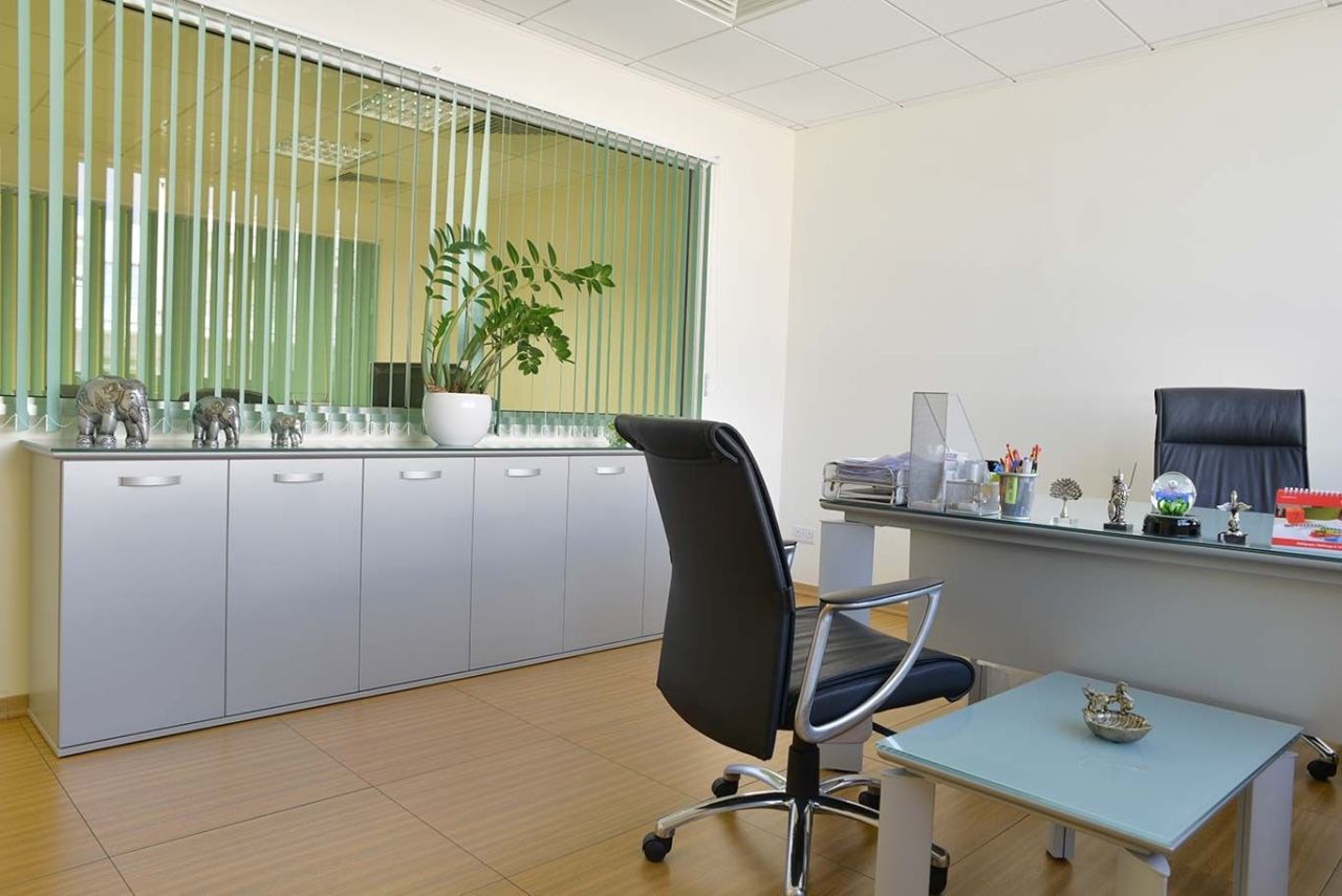 Коммерческая недвижимость в Лимасоле, Кипр, 2 256 м² - фото 15