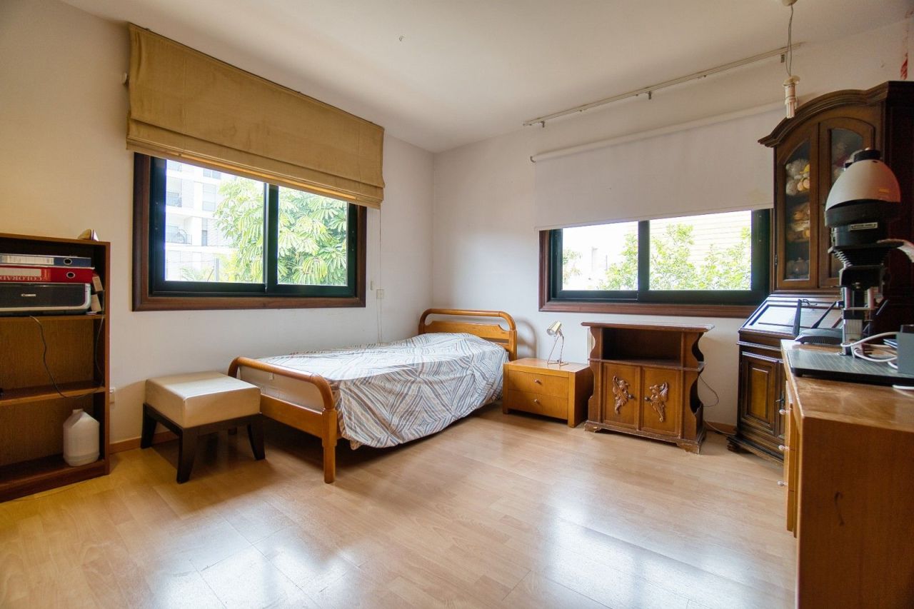 Вилла в Лимасоле, Кипр, 400 м² - фото 15