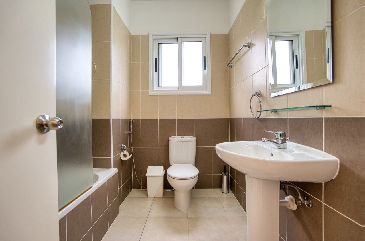 Таунхаус в Пафосе, Кипр, 99 м² - фото 15