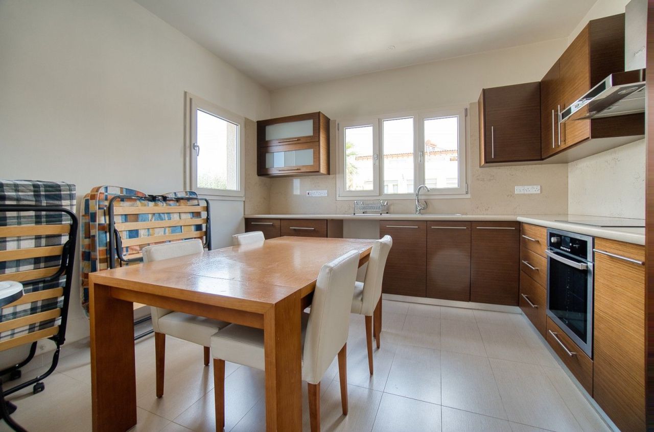 Вилла в Пафосе, Кипр, 370 м² - фото 15