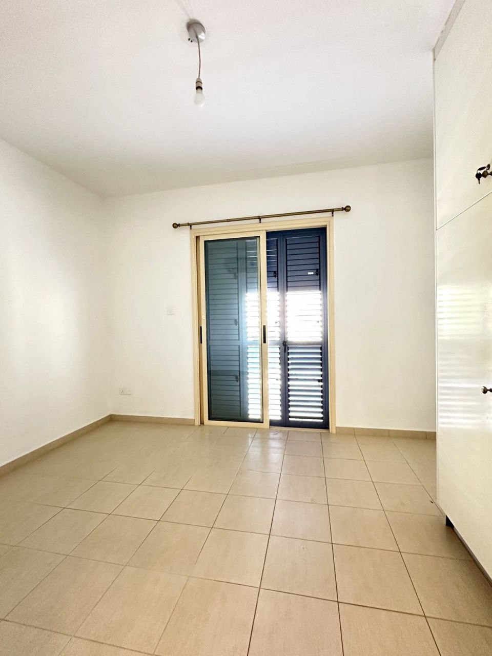 Таунхаус в Пафосе, Кипр, 93 м² - фото 15