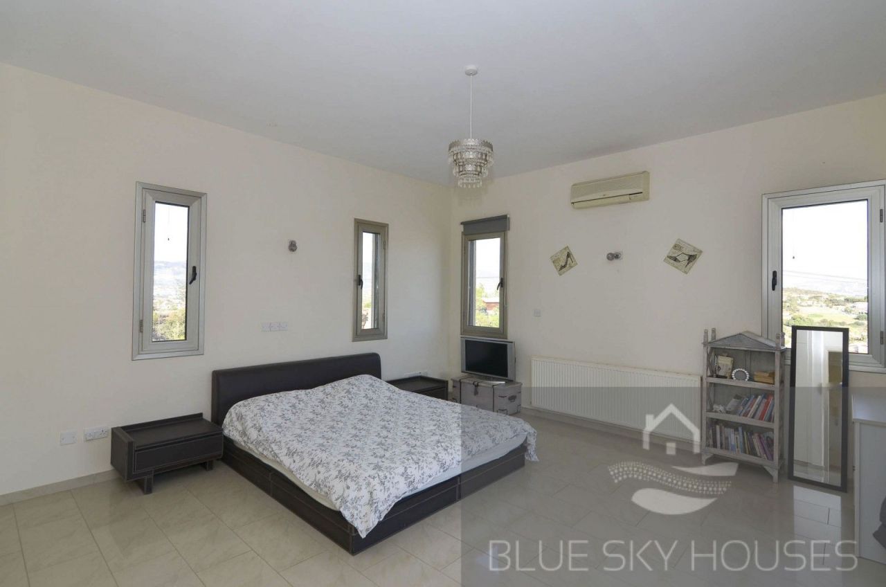 Вилла в Лимасоле, Кипр, 400 м² - фото 15