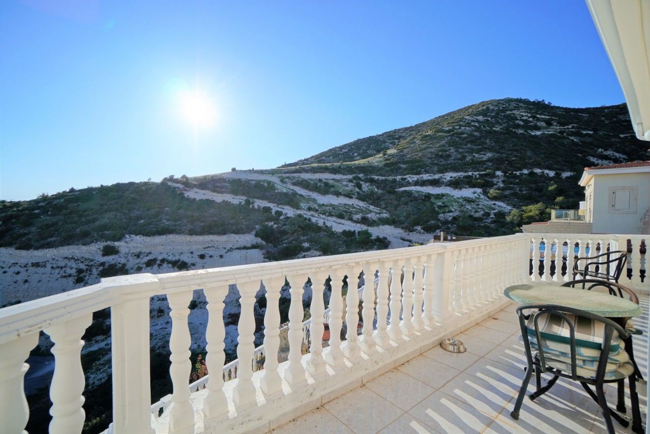 Вилла в Пафосе, Кипр, 150 м² - фото 15