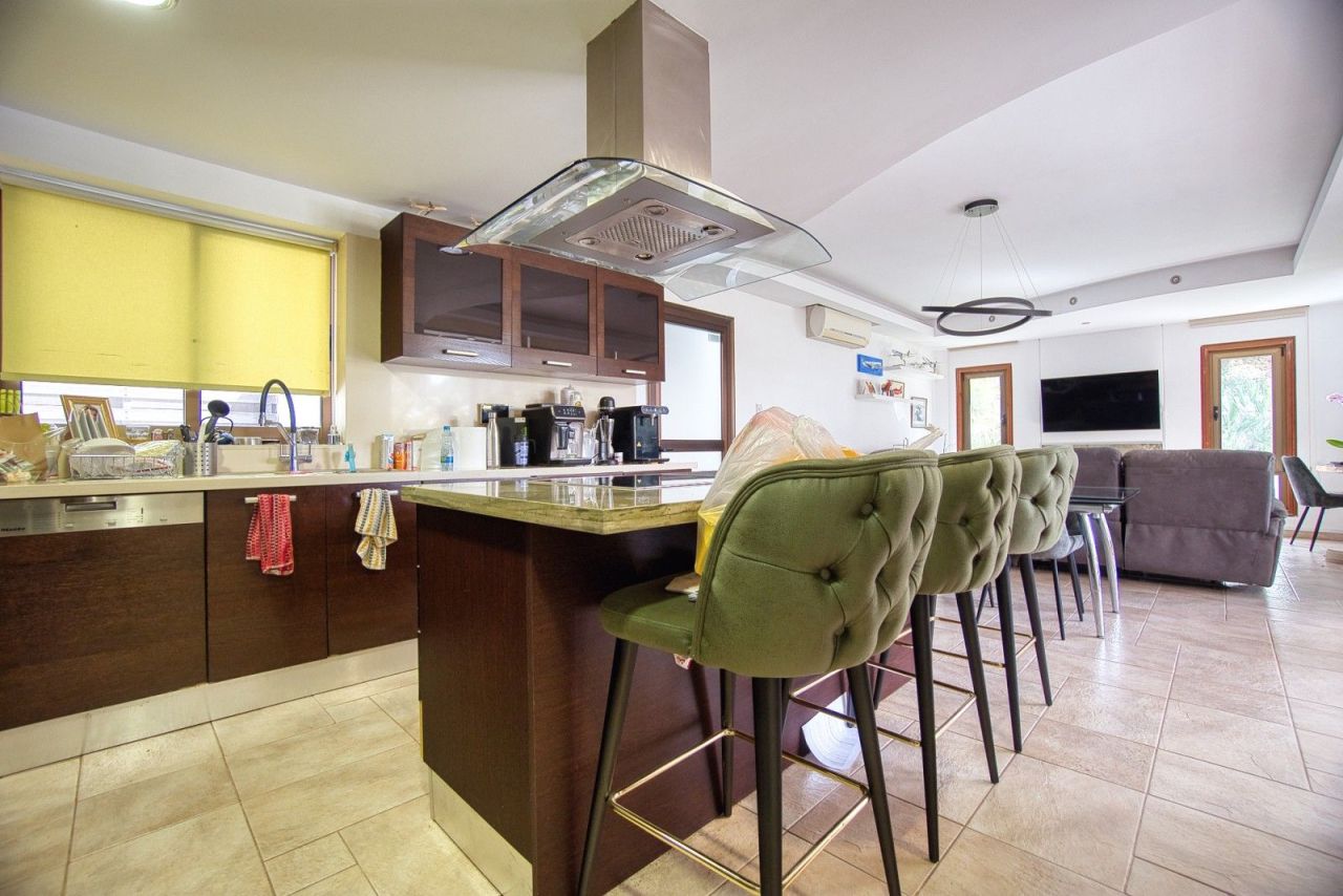 Вилла в Лимасоле, Кипр, 235 м² - фото 16