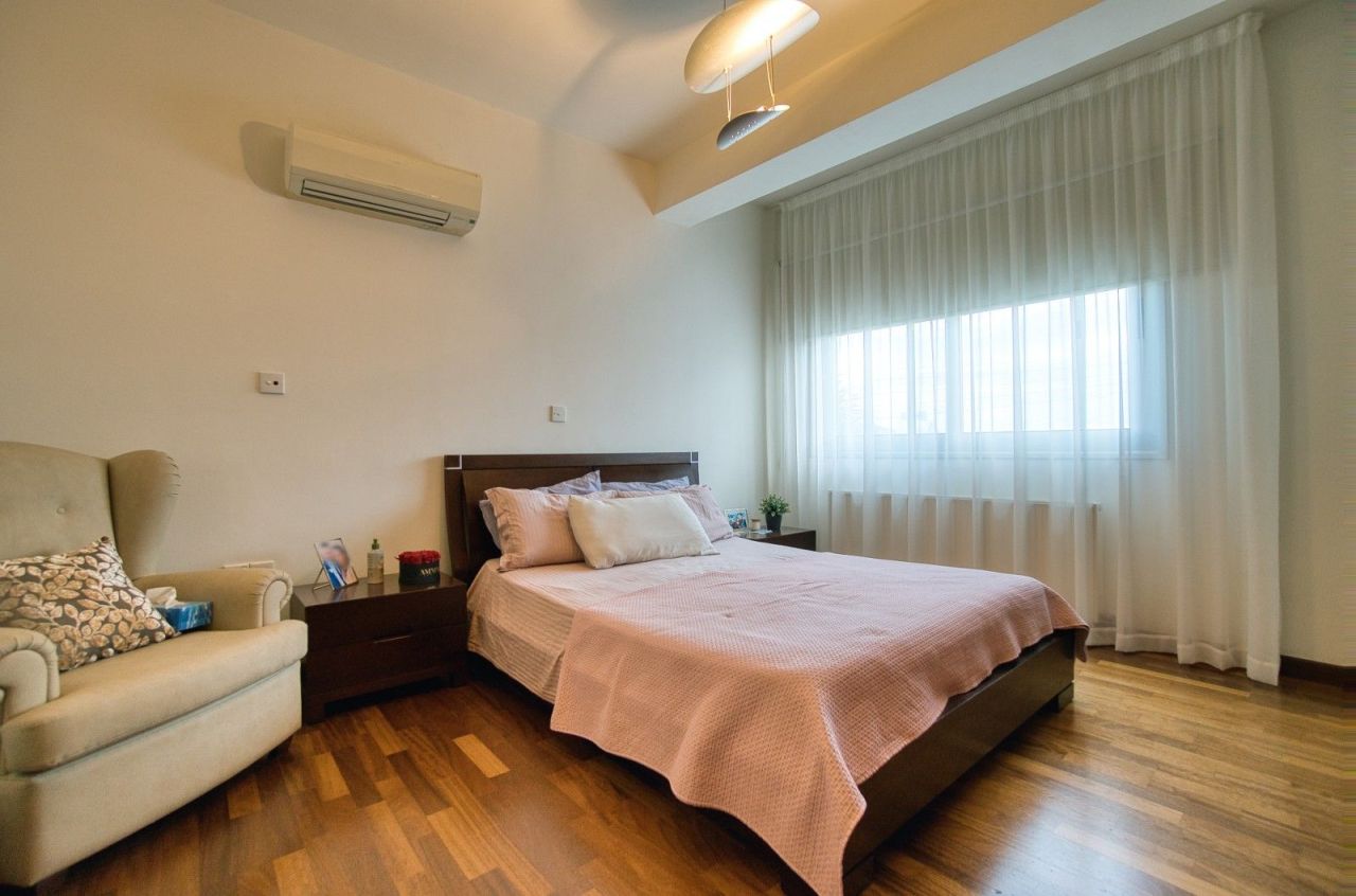 Вилла в Лимасоле, Кипр, 500 м² - фото 16