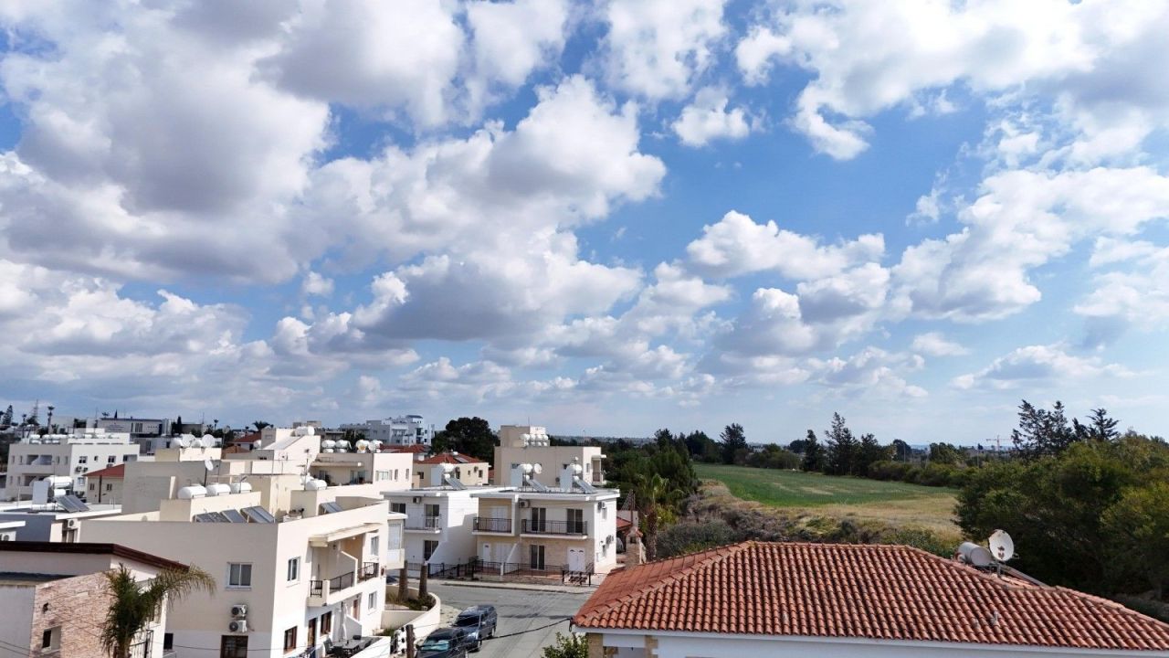 Апартаменты в Ларнаке, Кипр, 95 м² - фото 16