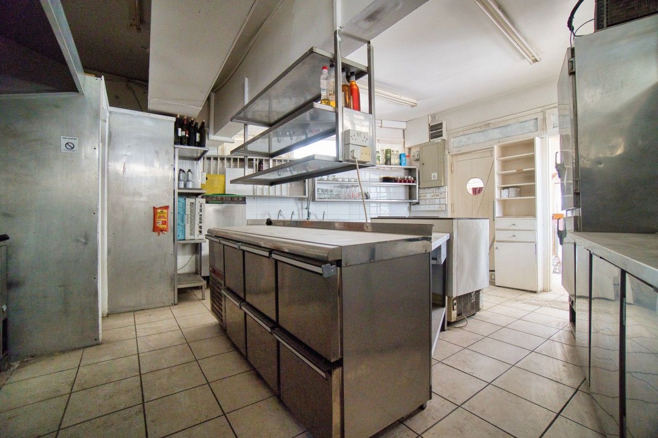 Кафе, ресторан в Пафосе, Кипр, 204 м² - фото 16