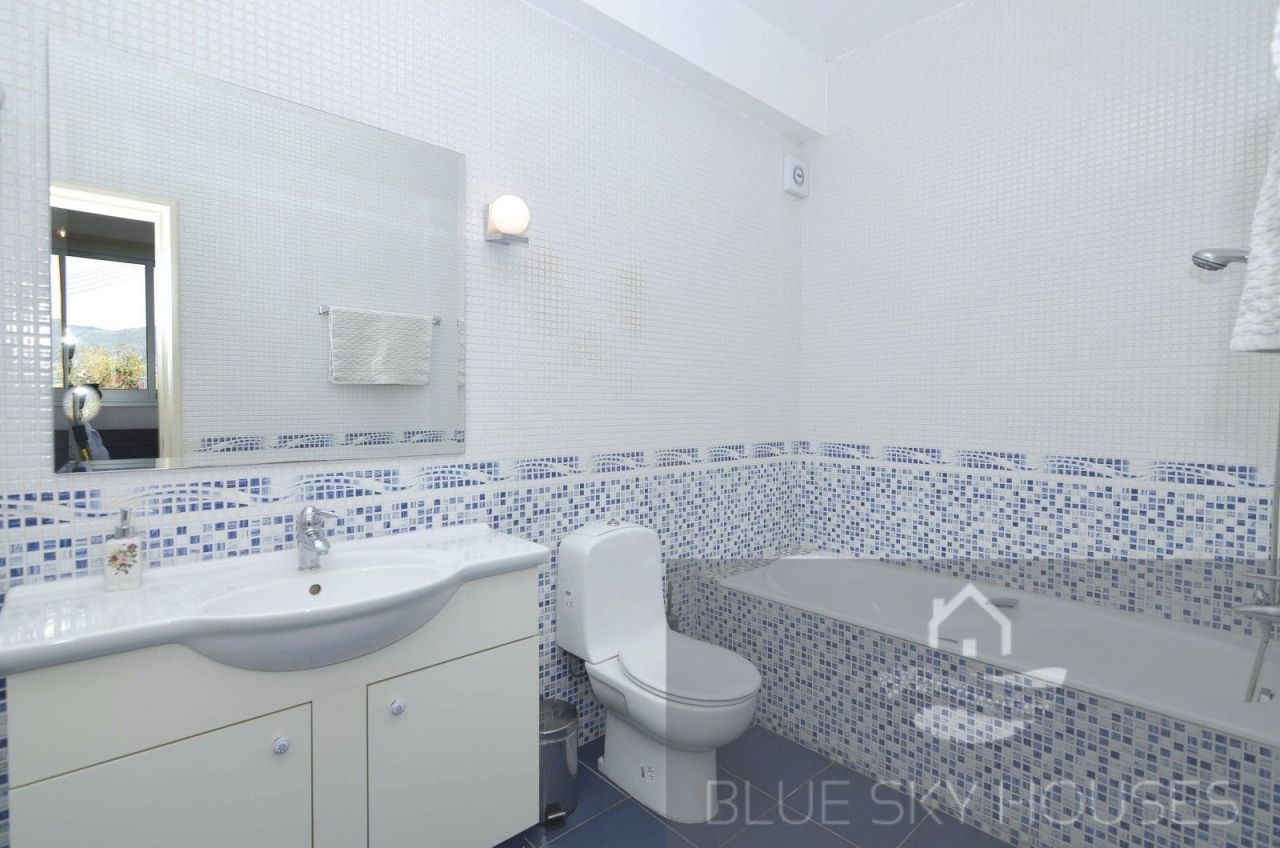 Вилла в Лимасоле, Кипр, 400 м² - фото 16