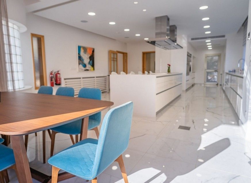 Вилла в Лимасоле, Кипр, 1 054 м² - фото 16