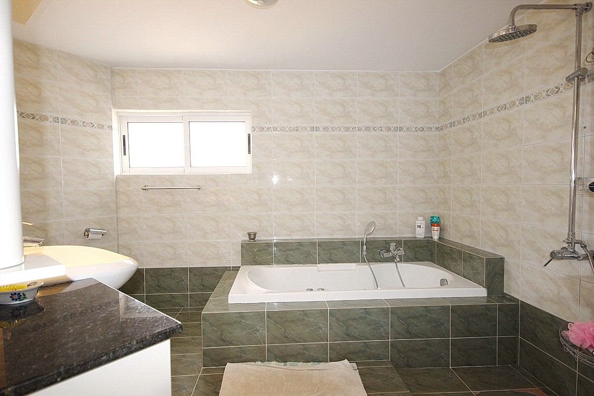 Вилла в Пафосе, Кипр, 498 м² - фото 16